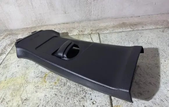 Volvo V40 (B) pillar trim (top) 31307228 31307224