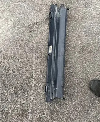 BMW 5 E60 E61 Top upper radiator support slam panel 7787830 10519311
