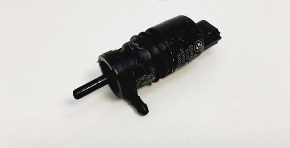 BMW X5 E70 Windscreen/windshield washer pump 6934160