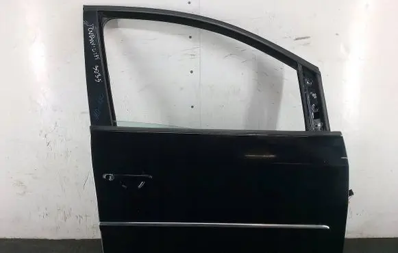 Volkswagen Touran I Front door LC9X