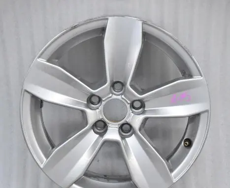 Audi A1 R15 alloy rim 