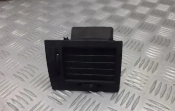 Opel Meriva A Dashboard air vent grill cover trim 464652911
