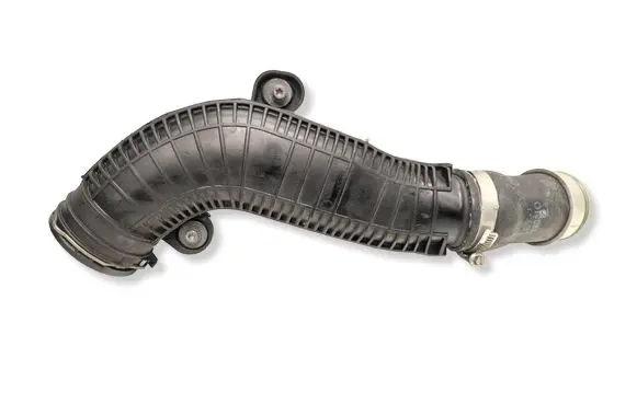 Skoda Yeti (5L) Intercooler hose/pipe 1K0145840R 1K0145828F