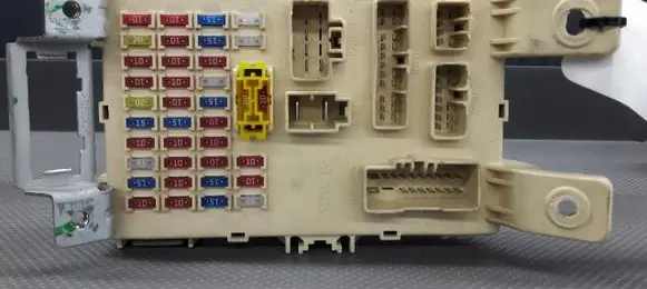 Hyundai i20 (GB IB) Fuse box set