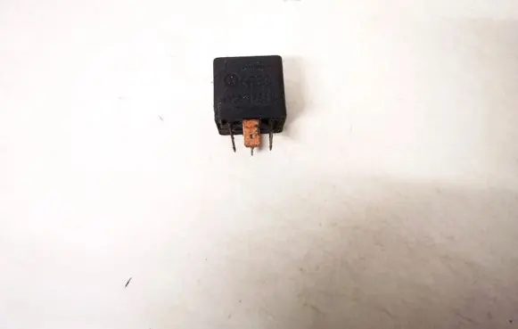 Audi A6 S6 C5 4B Other relay 431951253H 0332014156