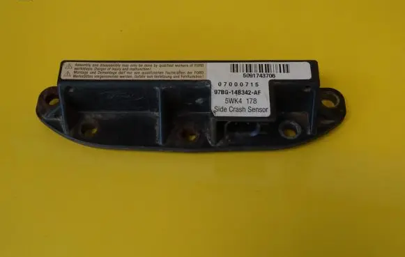 Ford Mondeo MK II Airbag deployment crash/impact sensor 97BG14B342AF