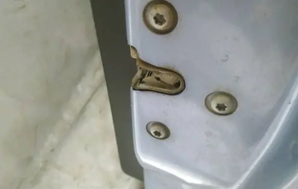 Fiat Punto (188) Front door lock