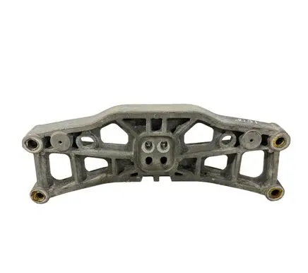 Dodge Challenger Gearbox mounting bracket 04726089AD 4726089AD