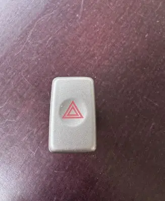Subaru Forester SG Hazard light switch 06016 2606U