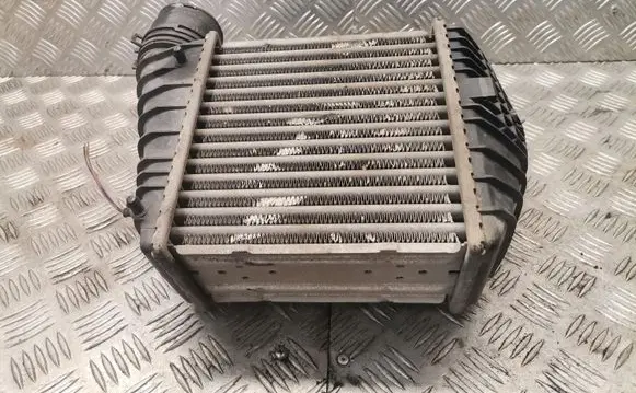 Skoda Octavia Mk1 (1U) Intercooler radiator 1j0145803f