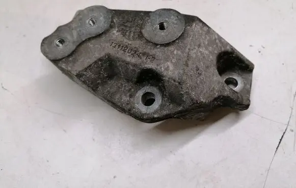 Saab 9-3 Ver2 Gearbox mounting bracket 13112024