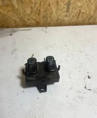 Mercedes-Benz ML W163 Electric window control switch 1638203110 03751610