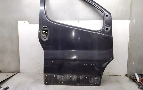 Opel Vivaro Front door