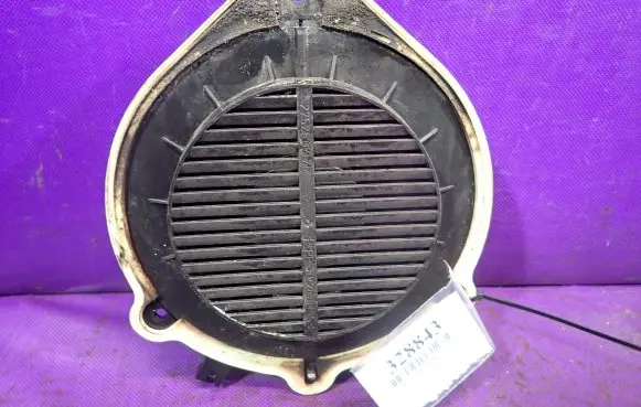Audi A4 S4 B6 8E 8H Front door speaker 8E0035411