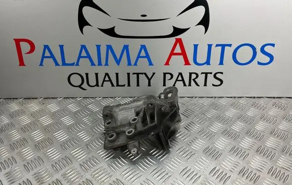 Ford Mondeo MK V other engine part BM5G6F001