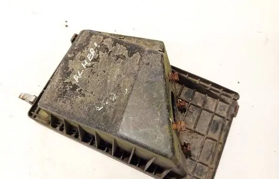 Nissan Primera Air filter box bn300au600