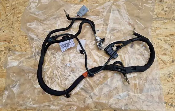 Peugeot 508 II Positive cable (battery) 9819972280