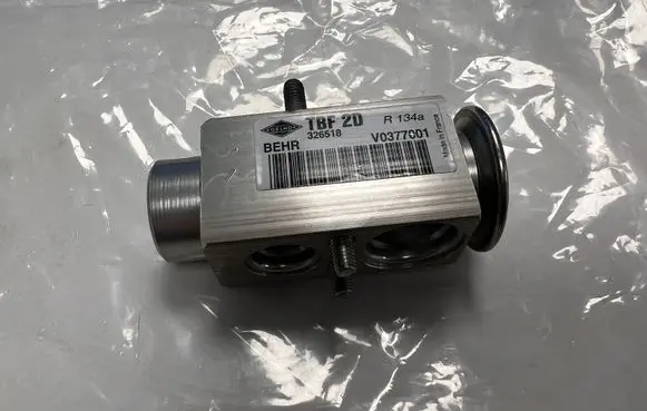 Porsche 911 991 Air conditioning (A/C) expansion valve 99157392100 991 573 921 00