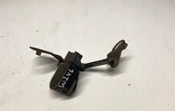 Mercedes-Benz B W246 W242 Rear height level sensor lever A0045429918
