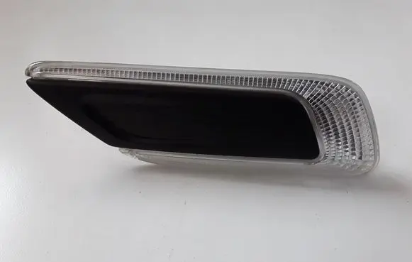 Mini Clubman F54 Front fender indicator light 7358466