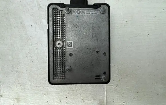 Mercedes-Benz E W212 Distronic sensor radar A2129004603 A2129011504 A2129021602