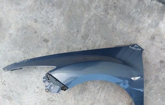 Mazda 6 Fender