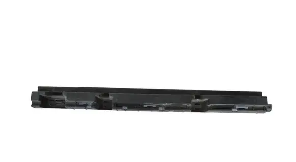 Volkswagen Tiguan Sill supporting ledge 31386131