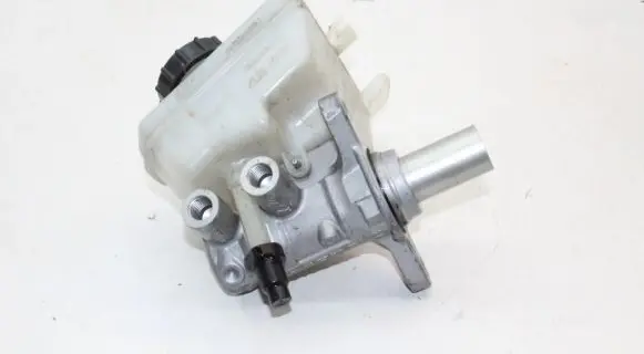 Jaguar XF X250 Master brake cylinder