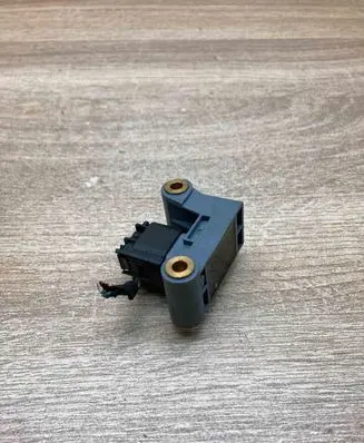 BMW 5 F10 F11 Airbag deployment crash/impact sensor 9159314 WITHPLUG