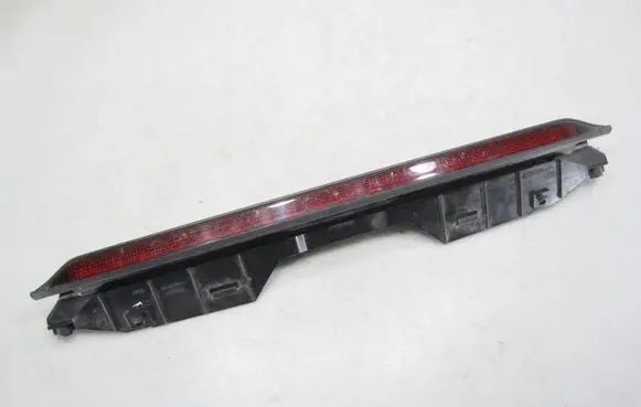 Volkswagen Jetta V Third/center stoplight 1J6945097C
