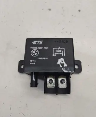 Coolant fan relay