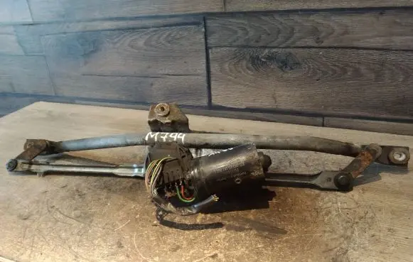 Audi A4 S4 B5 8D Front wiper linkage and motor 0390241117CHP 8D1955113