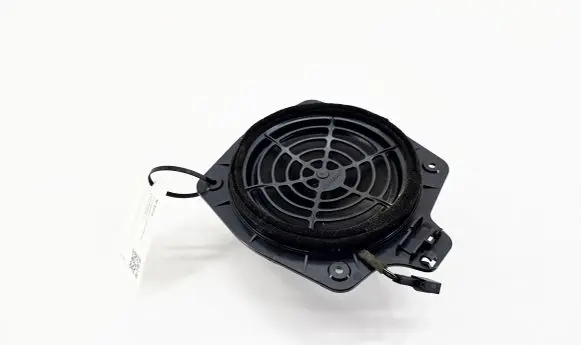Audi A3 S3 8P Front door speaker 8H0035411A