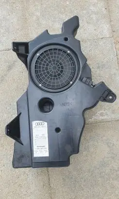 Audi A3 S3 8P Subwoofer speaker 8P3035382B 7606500216