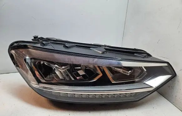 Volkswagen Touran III Headlight/headlamp 5TB941036B
