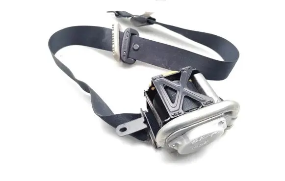 Mazda CX-7 Front seatbelt E40438113