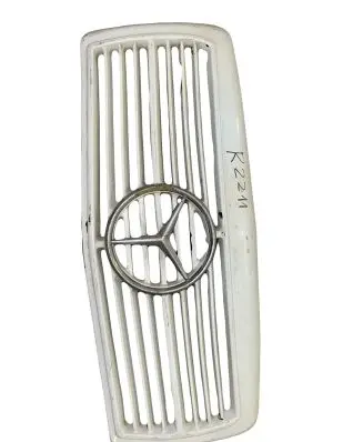 Mercedes-Benz 190 W201 Front grill