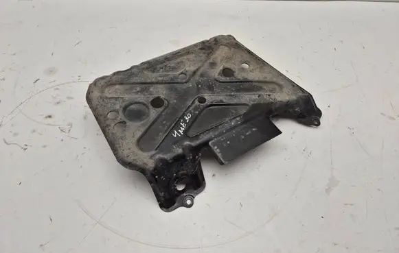 Audi Q7 4M Front underbody cover/under tray 4M0825911 4M0825911A