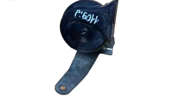 BMW 5 E60 E61 Horn signal 6935988 6935709