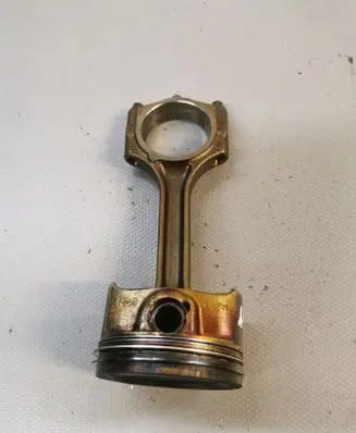 Opel Zafira C Piston with connecting rod 07279