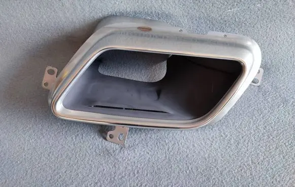 Land Rover Range Rover Velar Muffler ending J8A25C202AA 20013130 LR093597