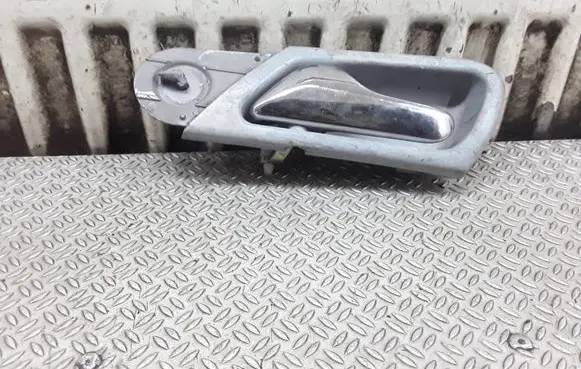 Mercedes-Benz C W203 Front door interior handle A3172010001