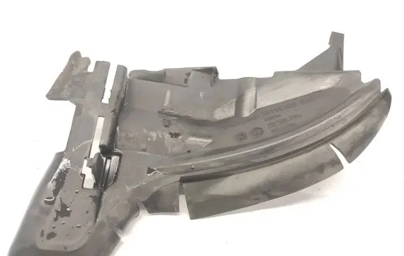 Volvo V70 Intercooler air guide/duct channel 30796390