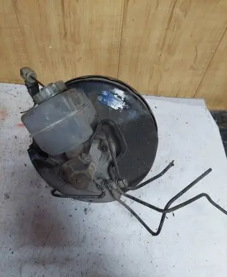 Volkswagen PASSAT B3 Brake booster 357612105B 3408H2S 377520902