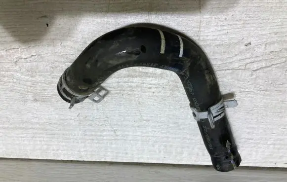 Dacia Sandero III Engine coolant pipe/hose 213088249r
