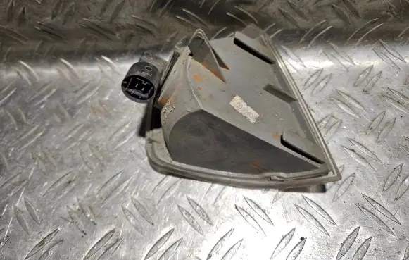 Front indicator light