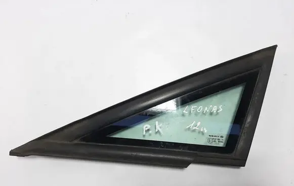 Seat Leon (1P) Front triangle window/glass 43R001564