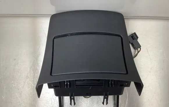 Mercedes-Benz E W211 Ashtray (rear) A2116800450 E039714021