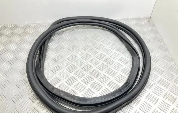 Audi A1 Rubber seal rear door 8X4833722