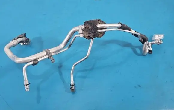 Land Rover Evoque I Air conditioning (A/C) pipe/hose HJ3219A834AB IMPRK1554749